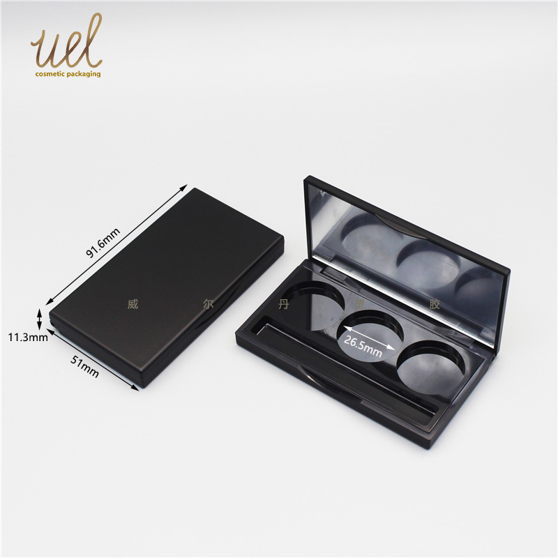 Rectangular 3-circle eye shadow palette
