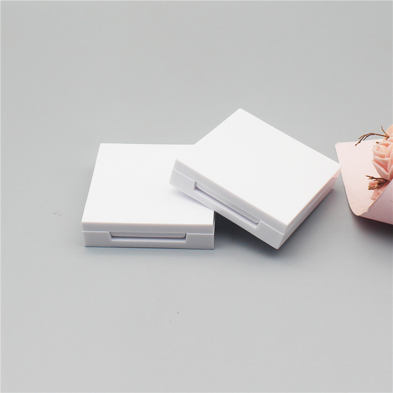 Square mirrored round blush box