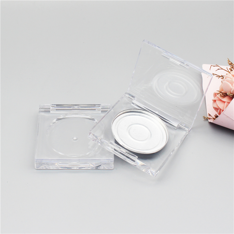 Square and Round Blush Highlight Box